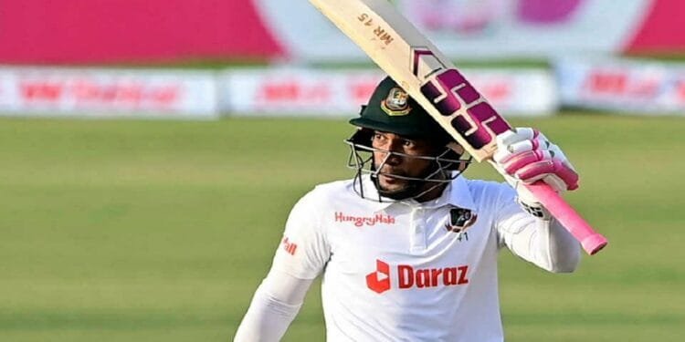 টেস্ট সিরিজ থেকে ছিটকে গেলেন মুশফিক