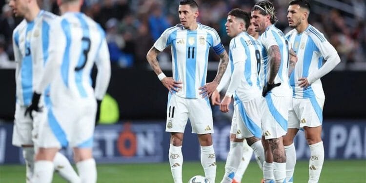 প্রথমে গোল হজম করেও অনায়াস জয় আর্জেন্টিনার