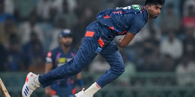 আসরে সবচেয়ে গতিময় বলের রেকর্ড মায়াঙ্কের, জিতল লখনৌ