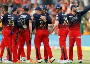 আইপিএলে বদলে গেল কোহলিদের দলের নাম