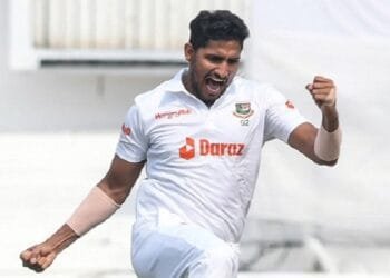 দিনের শুরুতেই লঙ্কা শিবিরে খালেদের আঘাত