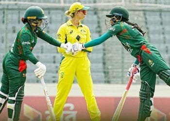 অস্ট্রেলিয়ার বিপক্ষে চ্যালেঞ্জিং পুঁজি বাংলাদেশের