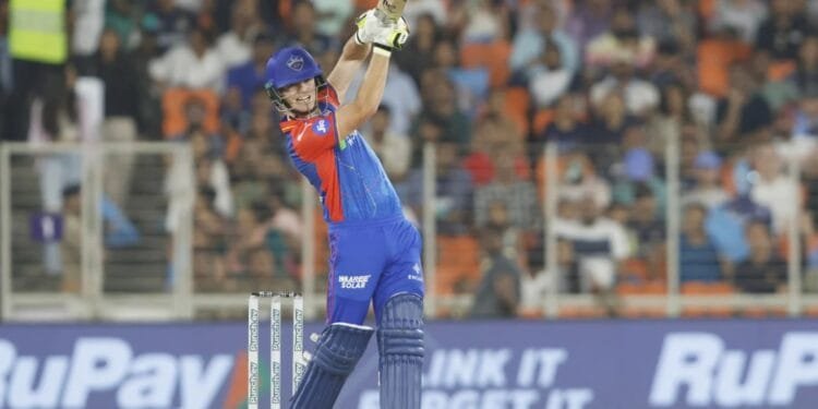 রেকর্ড গড়ে জিতল দিল্লি