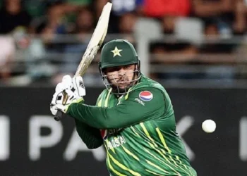 ১০ দিনের বিশ্রাম নেওয়ার পরামর্শ পেলেন আজম খান