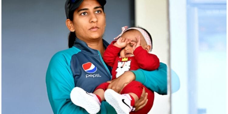 আন্তর্জাতিক ক্রিকেট ছাড়লেন পাকিস্তানের মারুফ