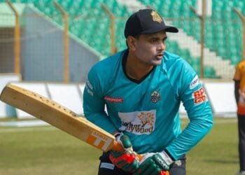 তৌফিকের ৬৬ বলে ১১৪