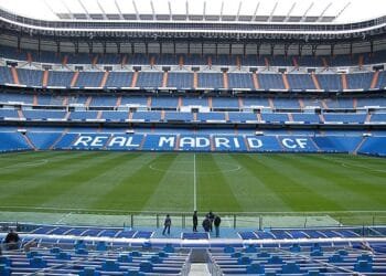 রিয়ালের মাঠ ও ঘাসের মান উন্নত করার পরামর্শ দিলেন- গার্দিওলা 