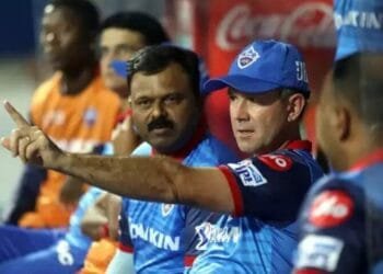 বিব্রত দিল্লি কোচ পন্টিং