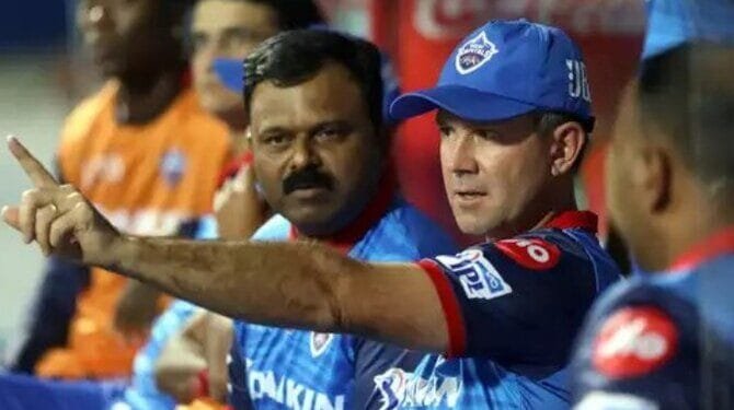 বিব্রত দিল্লি কোচ পন্টিং