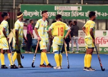 হকিতে এবার নতুন বাগড়া, প্লে-অফের ম্যাচ খেলতে অস্বীকৃতি আবাহনী-মেরিনার্সের