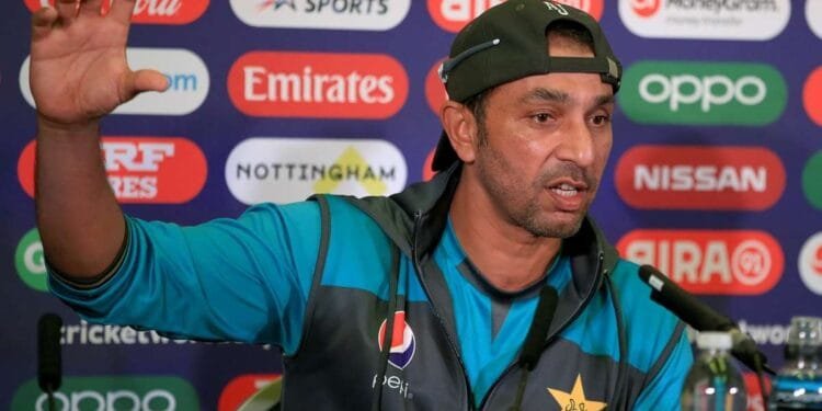 পাকিস্তানের প্রধান কোচ আজহার মাহমুদ