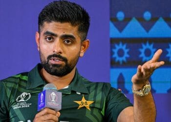 ক্ষুব্ধ বাবর আজম বললেন- মানুষের কেন এত সমস্যা?