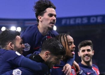 শিরোপার আরও কাছে পিএসজি