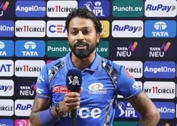 হার্দিকের সমালোচনায় গাভাস্কার