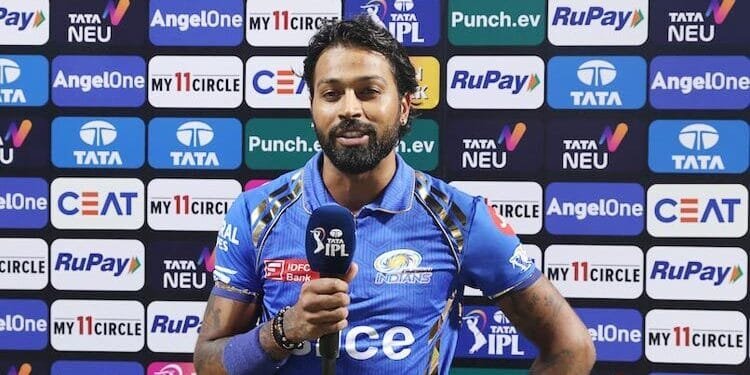 হার্দিকের সমালোচনায় গাভাস্কার