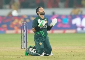 আন্তর্জাতিক টি-টোয়েন্টিতে দ্রুততম ৩ হাজার রানের রেকর্ড রিজওয়ানের