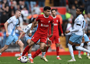 অ্যানফিল্ডে প্যালেসের কাছে লিভারপুলের হার