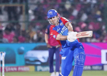 মাঝ পথেই আইপিএল ছেড়ে দেশে ফিরলেন অজি ক্রিকেটার