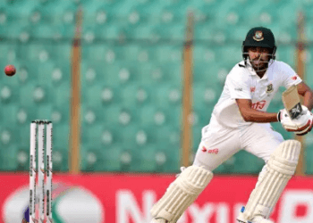 মিরাজের লড়াই ছাপিয়ে বড় হার বাংলাদেশের