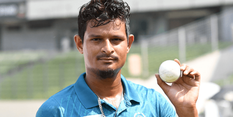 নাসুমের ৫ উইকেটের পর ইমরুলের দুর্দান্ত ব্যাটিংয়ে মোহামেডানের জয়