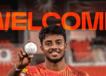 হাসারাঙ্গার বদলি হিসেবে আরেক লঙ্কানকে দলে নিল হায়দ্রাবাদ