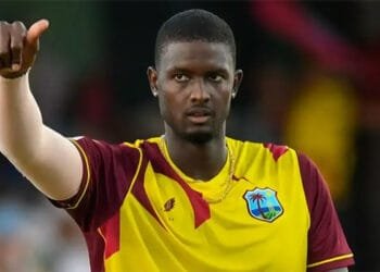 বিশ্বকাপ থেকে ছিটকে গেলেন হোল্ডার