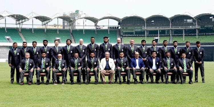 বিশ্বকাপের ফটোসেশনে বাংলাদেশ দল