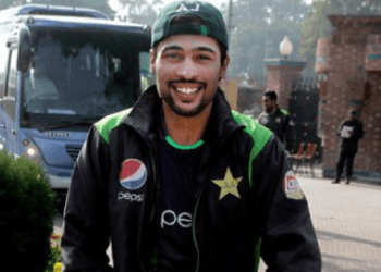 আমিরকে রেখেই আয়ারল্যান্ডের বিমানে পাকিস্তানের ক্রিকেটাররা