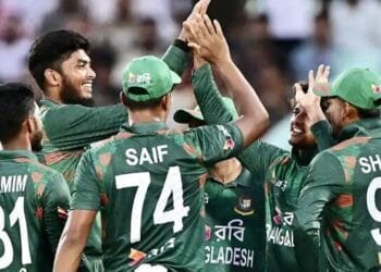 তাসকিন-সাইফুদ্দিনদের নিয়ন্ত্রিত বোলিং, জিম্বাবুয়ের লড়াইয়ের পূঁজি