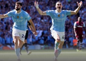 দাপুটে জয়ে চ্যাম্পিয়ন ম্যানচেস্টার সিটি