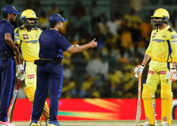 ‘অবস্ট্রাকটিং দ্য ফিল্ড’ আউট দেখলো আইপিএল