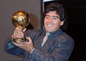 নিলামে উঠছে ম্যারাডোনার বিশ্বকাপ জেতা গোল্ডেন বল