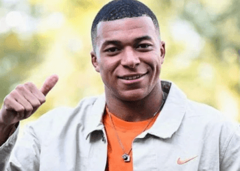 স্বপ্ন পূরণের পথে কিলিয়ান এমবাপে