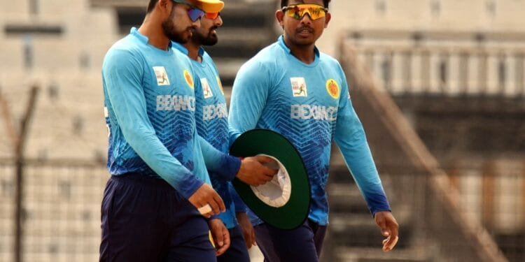 মোসাদ্দেকের সেঞ্চুরিতে মোহামেডানকে হারিয়ে অপরাজিতই থাকলো আবাহনী