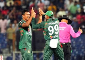 মুস্তাফিজ ফেরার পর একাদশে জায়গা নিশ্চিত নয় সাইফুদ্দিনের