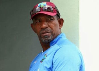 পাপুয়ানিউগিনির ‘বিশেষ’ কোচের দায়িত্বে সিমন্স