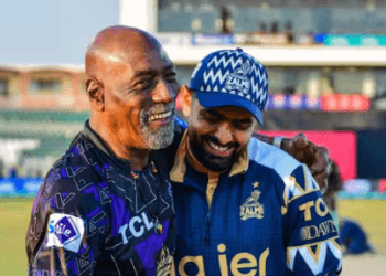 ভিভ রিচার্ডসকে মেন্টর করছে পাকিস্তান!