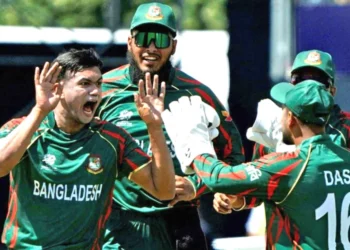 ক্লাসেনকে ফিরিয়ে জুটি ভাঙলেন তাসকিন