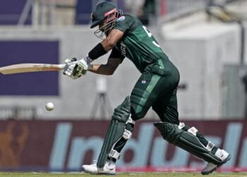 সান্ত্বনার জয় পাকিস্তানের