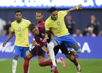 ব্রাজিলকে মাঠের বাইরেও জবাব দিলেন কোস্টা রিকা কোচ 