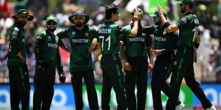 সুপার ওভারের নাটকীয়তায় আমেরিকার অঘটনের শিকার পাকিস্তান!