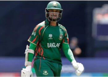 ব্যাটে-বলে ব্যর্থ সাকিব এক থেকে পাঁচে নেমে গেলেন