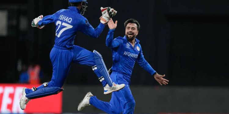 বাংলাদেশকে হারিয়ে অস্ট্রেলিয়াকে বিদায় করে ইতিহাস গড়ে সেমিতে আফগানিস্তান