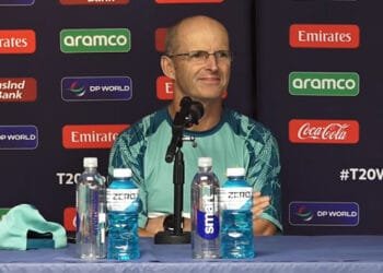 পাকিস্তানকে অনুপ্রাণিত করার কিছু নেই- কোচ কারস্টেন