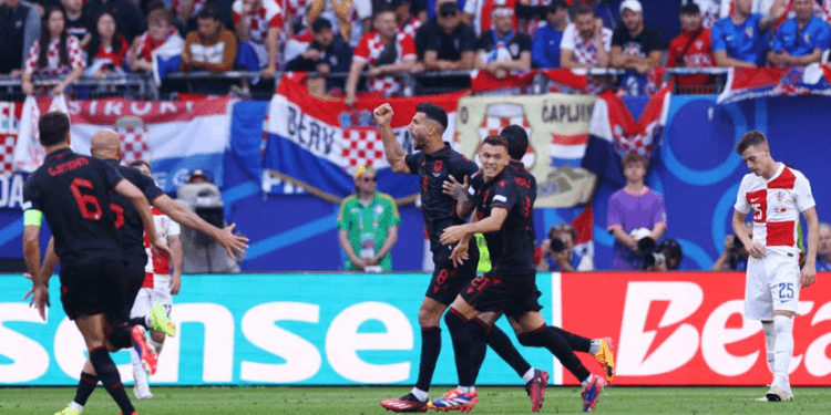 ইউরো থেকে বিদায়ের পথে ক্রোয়েশিয়া