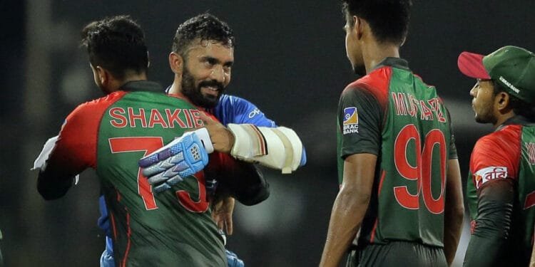 খেলোয়াড়ি জীবনের ইতি টানলেন কার্তিক