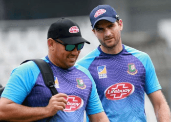 বাংলাদেশকে ভয় ধরাচ্ছে দুই সাবেক কোচ!