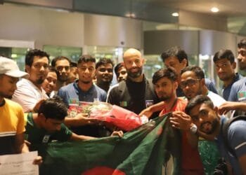 প্রবাসীদের মাঠে আসার অনুরোধ জামালের