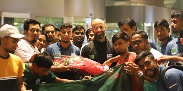 প্রবাসীদের মাঠে আসার অনুরোধ জামালের