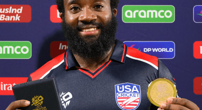 বিশ্বকাপে দলকে জিতিয়ে ভাষা হারিয়ে ফেলেছেন জোন্স